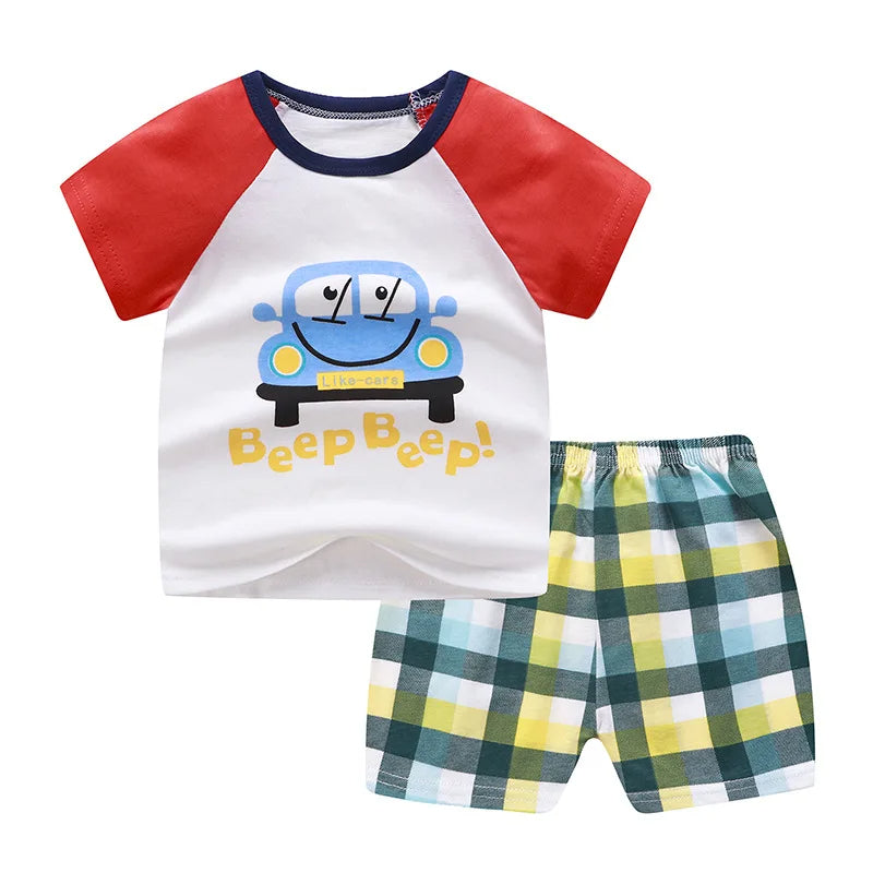 Winnie Pooh Cute Children T-shirt + Shorts 2 piece Set